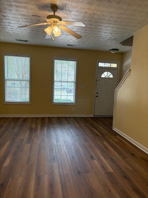 Building Photo - 1504 Park Grove Dr