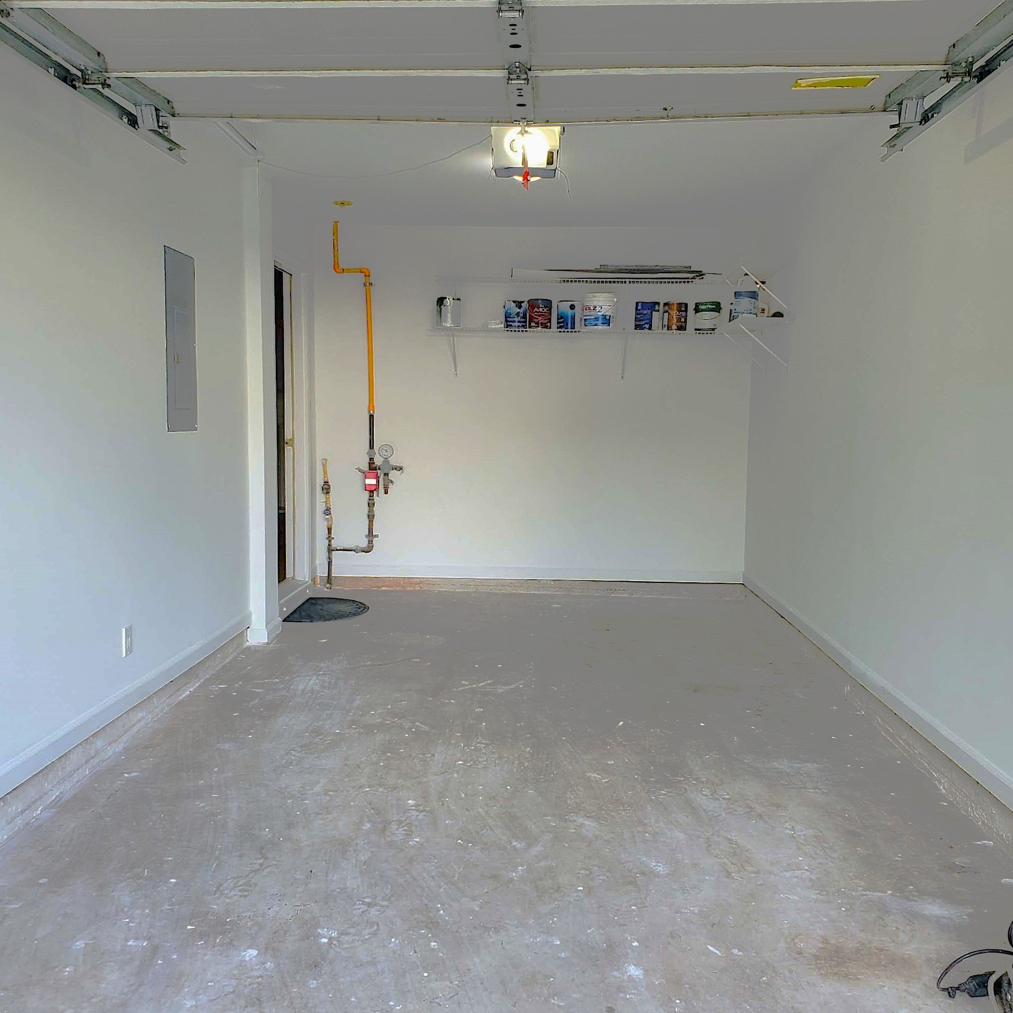 Building Photo - 300 Cottonwood Creek Cir