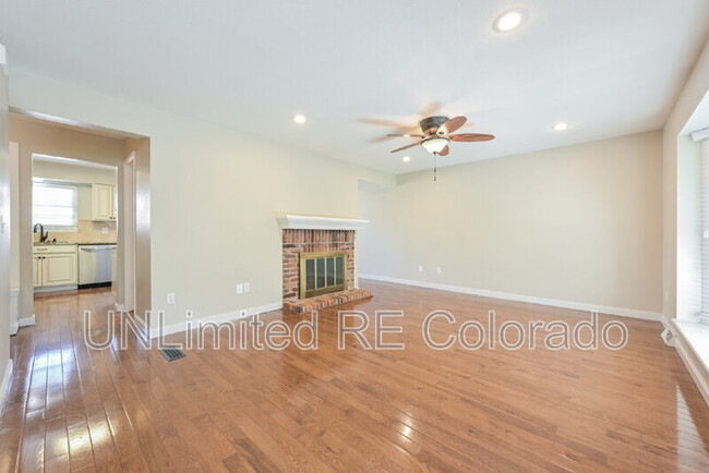 Building Photo - 7358 S Knolls Way
