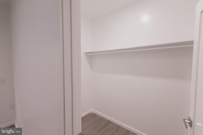 Building Photo - 1201 Vine St