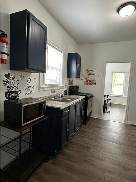 Kitchen - 2809 7th St SW