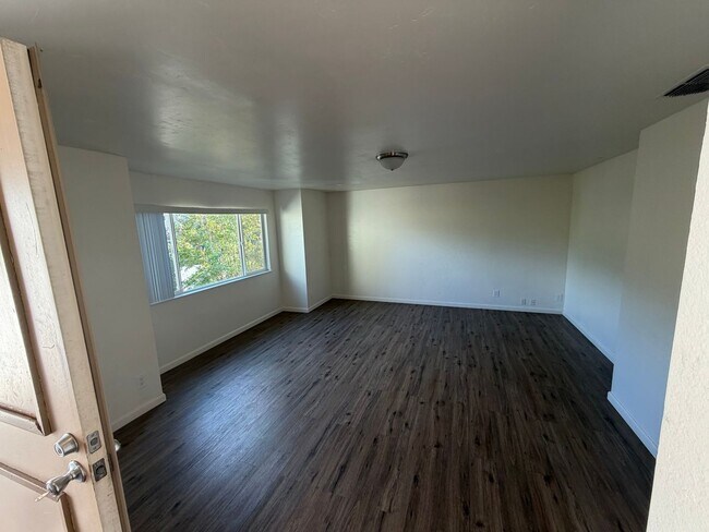 Building Photo - 3212 Korovo Ct