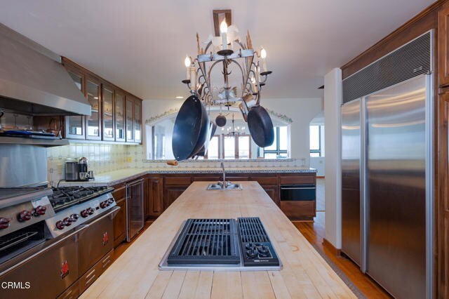 Building Photo - 3265 Ocean Dr