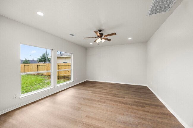 Building Photo - 21531 Indigo Ruth Dr