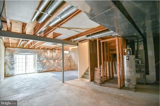 Building Photo - 139 Birchwood Dr