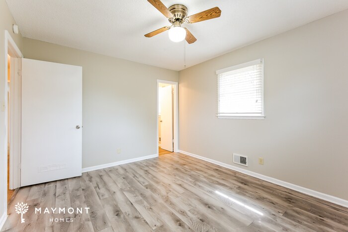 Building Photo - 151 Twin Creek Dr