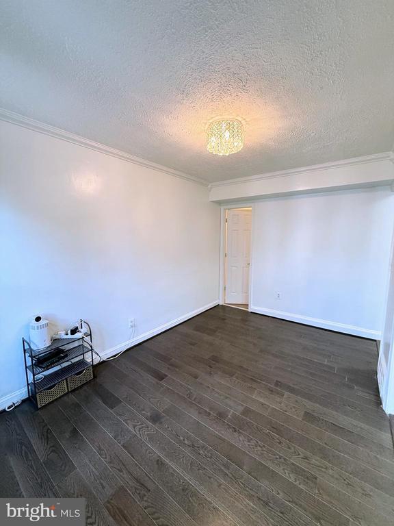 Building Photo - 1714 E St NE