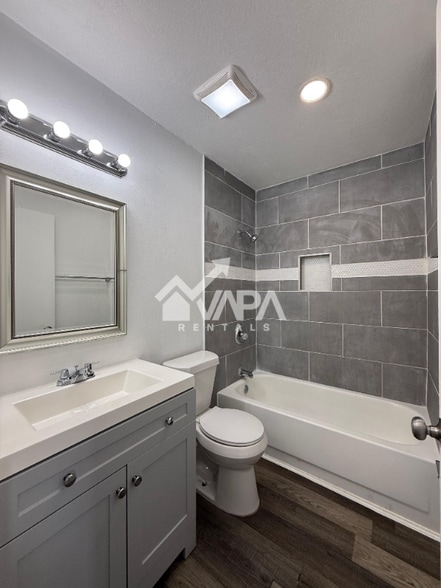 Building Photo - 538 Maddux St