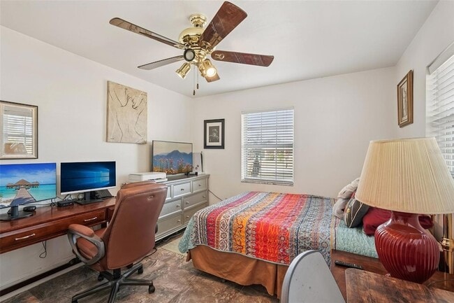 Building Photo - 2356 Conway Blvd