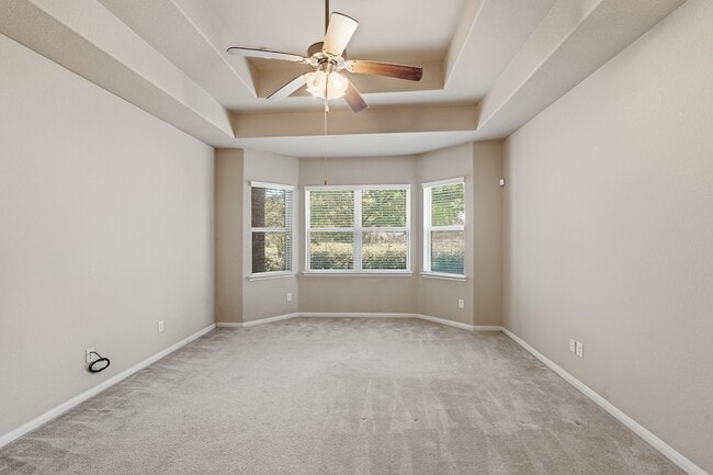 Building Photo - 5815 Creek Crossing Ct