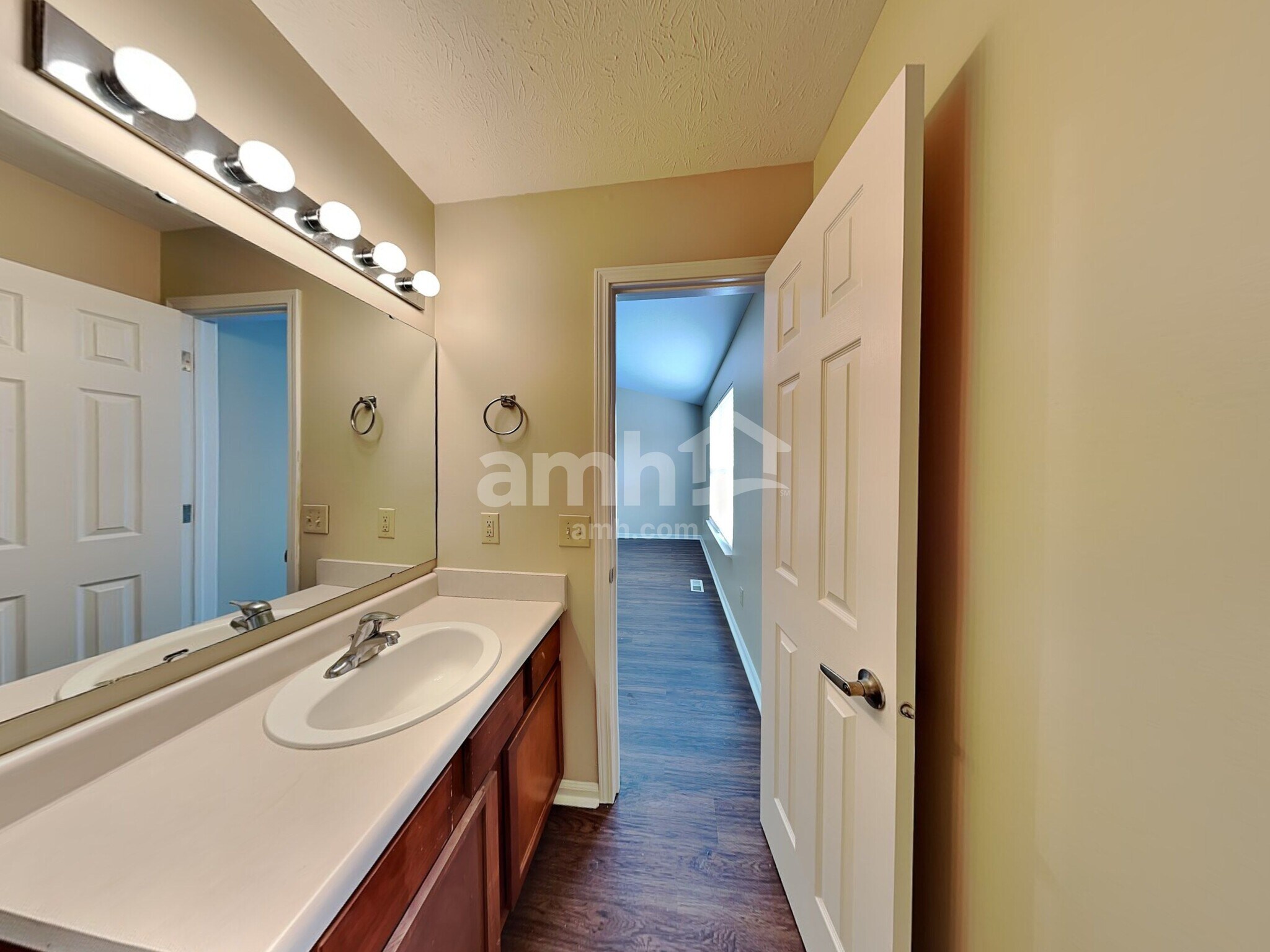 Building Photo - 5811 Outer Bank Rd