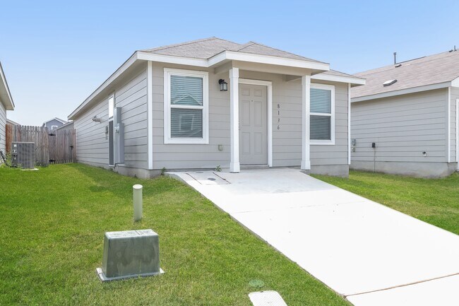 Building Photo - 8136 Nube Medina