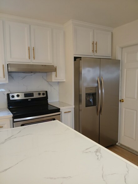 Building Photo - 3107 E Monte Cristo Rd