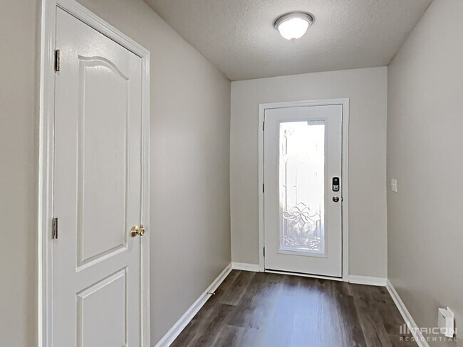 Building Photo - 11632 Huckba Ct