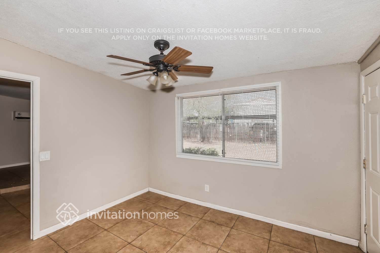 Building Photo - 17043 N 15th Ave