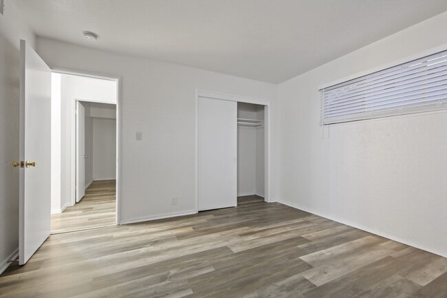 Building Photo - 3 Bedroom 2 Bathroom House For Rent!