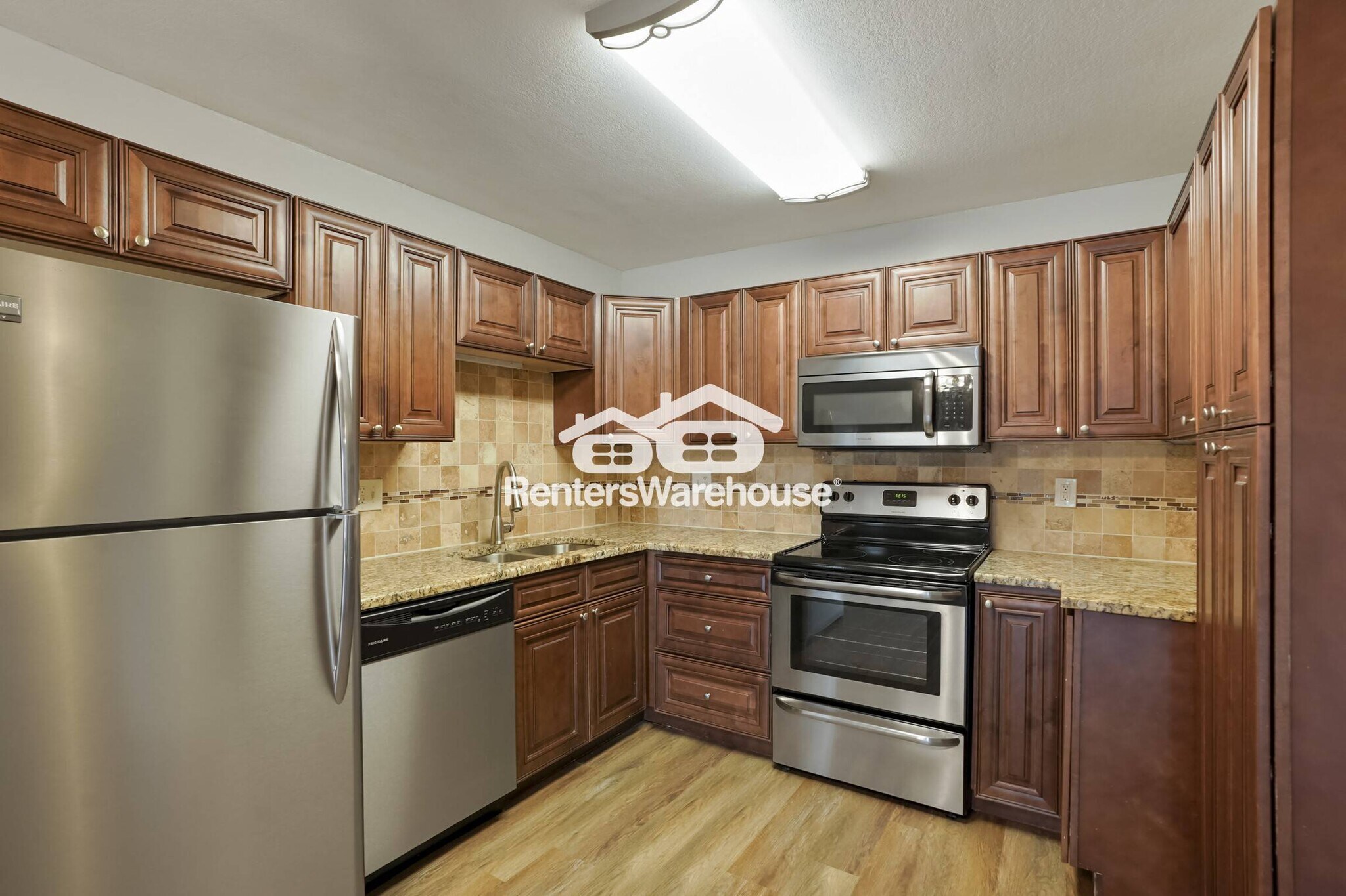Building Photo - 6980 E Girard Ave