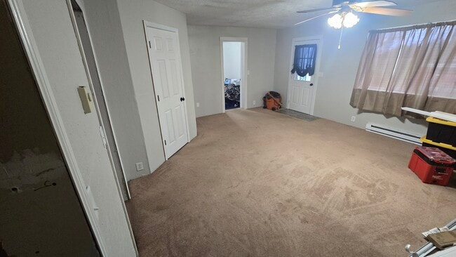 Building Photo - 1062 Aquetuck Rd