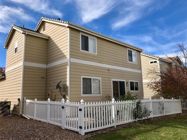 Building Photo - 13950 Adams St