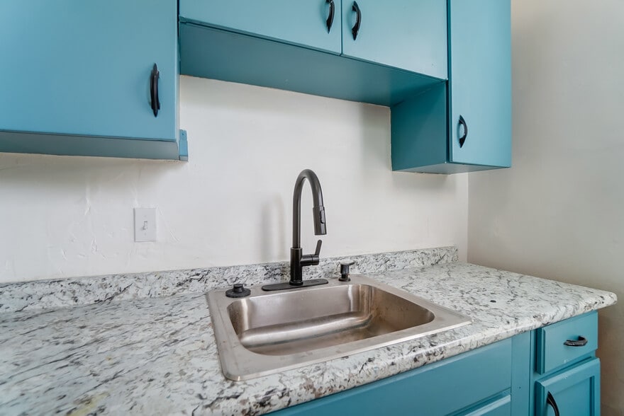 Building Photo - 1768 Williams Ave