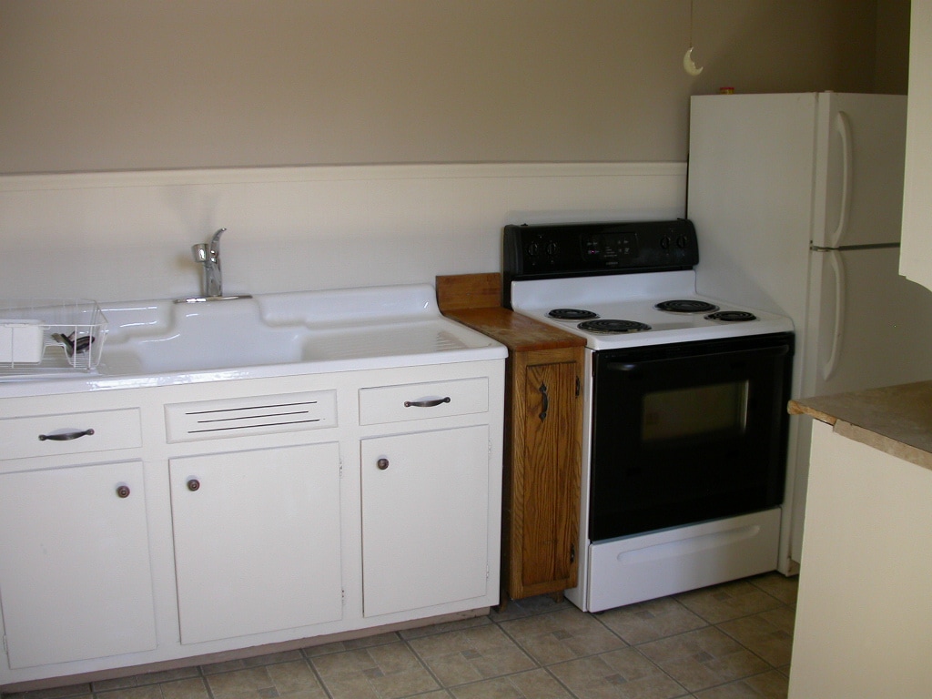 Building Photo - 110 Stone St