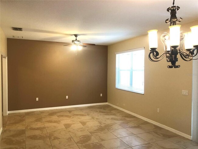 Building Photo - 6515 Sedgeford Dr