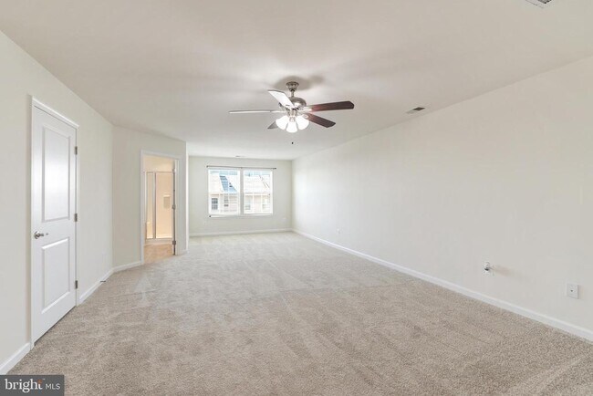 Building Photo - 25767 Double Bridle Terrace