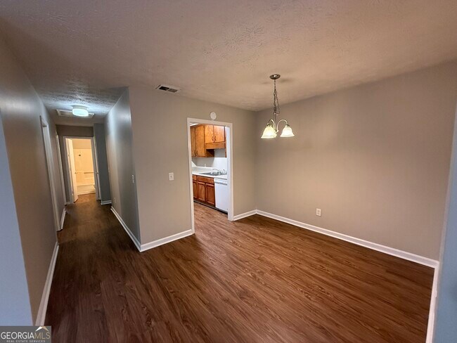 Building Photo - 110 St Andrews Ct