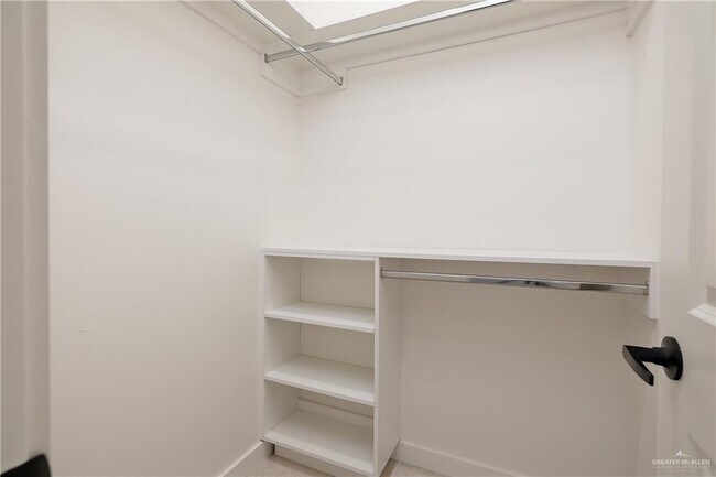 Building Photo - 19 S 25th St