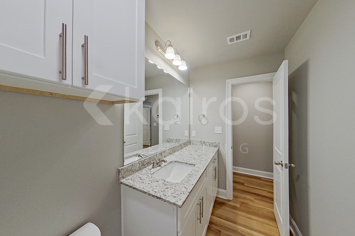 Building Photo - 13724 Willowmore Dr