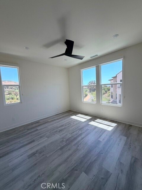 Building Photo - 32083 Paseo Vibrantre