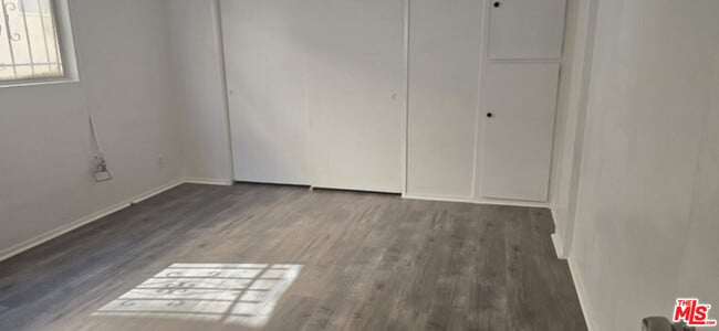 Building Photo - 2630 S La Salle Ave