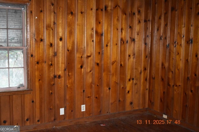 Building Photo - 3189 Somerset Dr