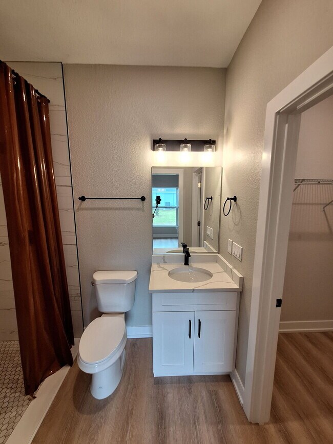 Building Photo - Available with ZERO DEPOSIT MOVE-IN!