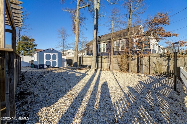 Building Photo - 515 Stone Harbor Ave