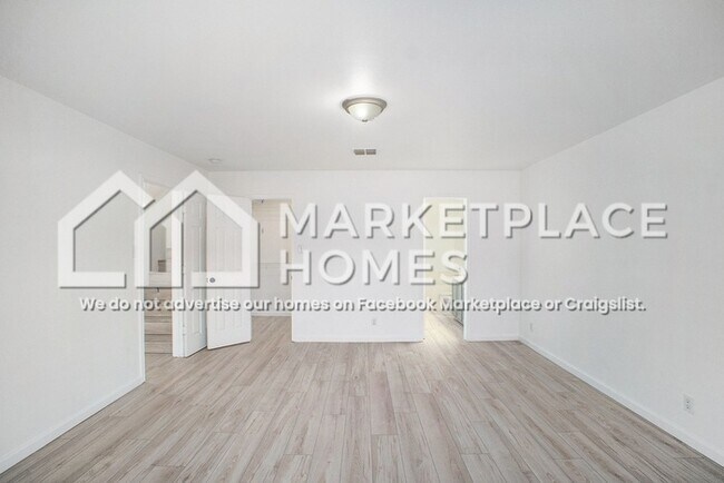 Building Photo - 9734 Ceremony Cove