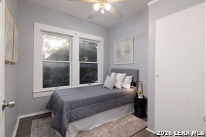 Building Photo - 1614 W Kings Hwy