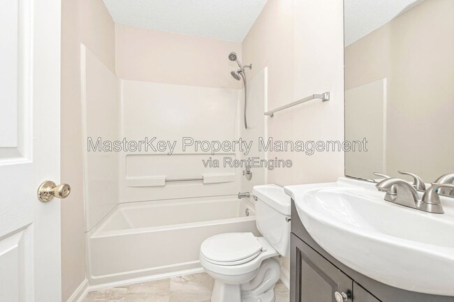 Building Photo - 6307 Forest Ridge Dr