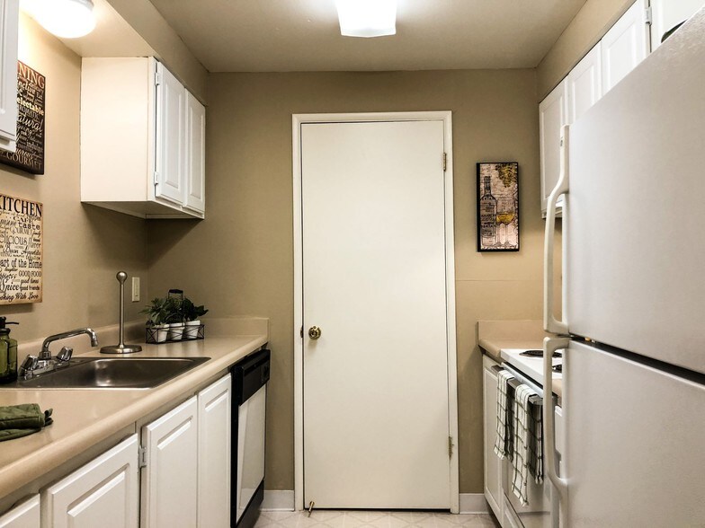 Rock Creek 185 18700 Rock Creek Cir Portland OR 97229 Apartment Finder