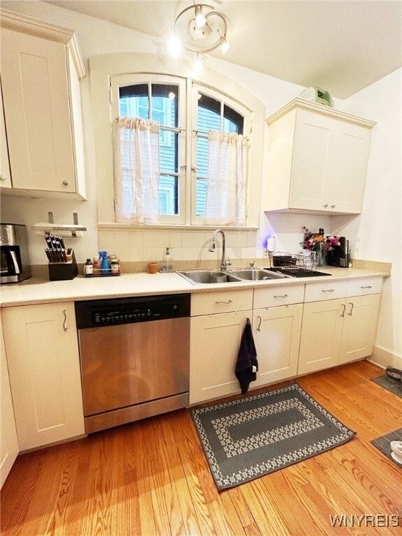 Building Photo - 240 Anderson Pl