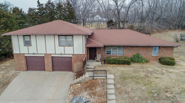 Building Photo - 1617-1619 Handley Place