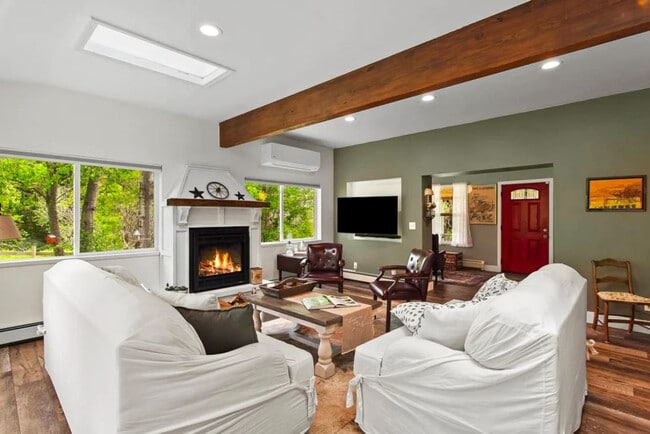 Building Photo - 5180 County Hwy 14