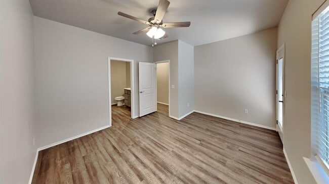 Building Photo - 9321 NW 125th St