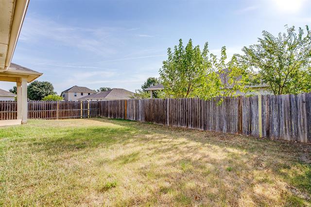 Building Photo - 14024 Esperanza Dr