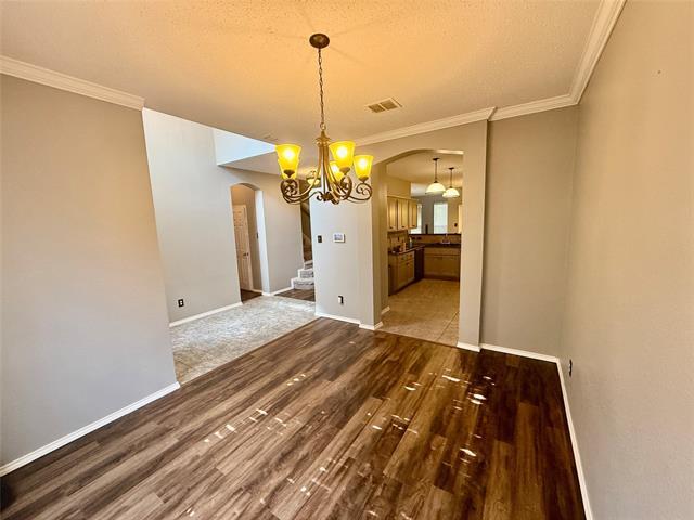 Building Photo - 4000 Juniper Ct