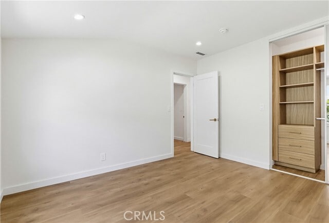 Building Photo - 5440 Alcove Ave