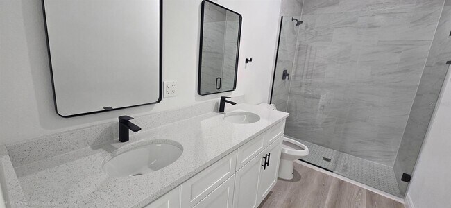 Building Photo - 4464 SW 132nd St