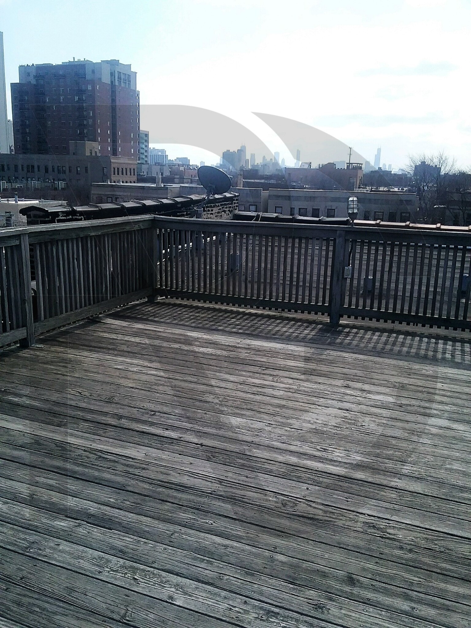 Building Photo - 912 W Dakin St