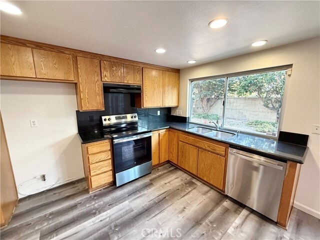 Building Photo - 8782 La Zana Ct