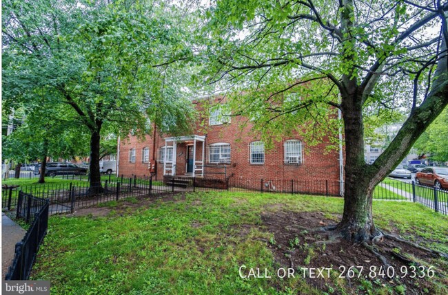 Primary Photo - 10 Danbury St SE